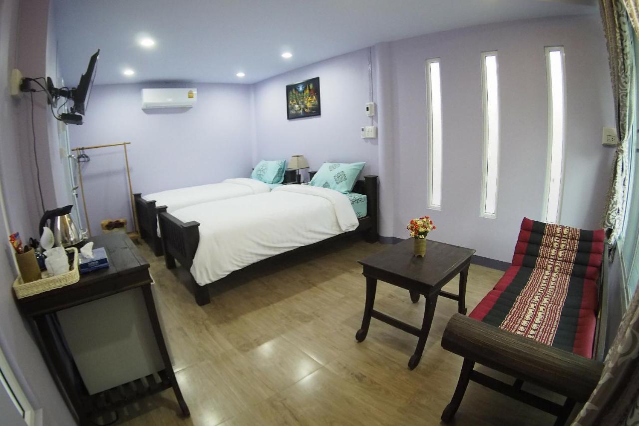 Pan Din Boutique Guest House Phra Nakhon Si Ayutthaya Esterno foto