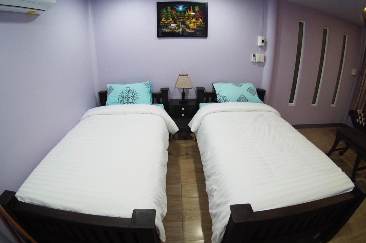 Pan Din Boutique Guest House Phra Nakhon Si Ayutthaya Esterno foto