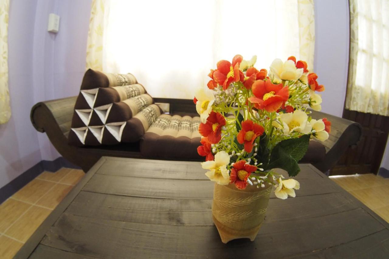 Pan Din Boutique Guest House Phra Nakhon Si Ayutthaya Esterno foto