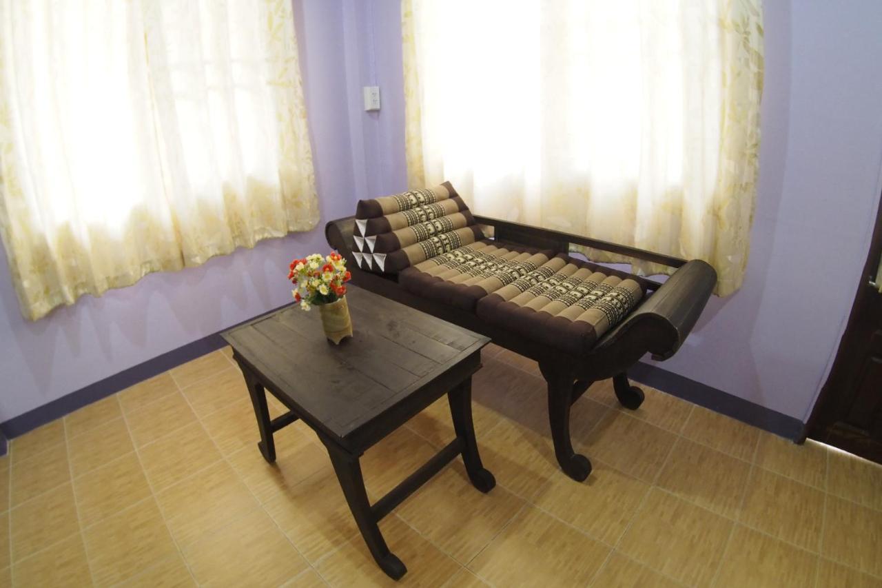 Pan Din Boutique Guest House Phra Nakhon Si Ayutthaya Esterno foto